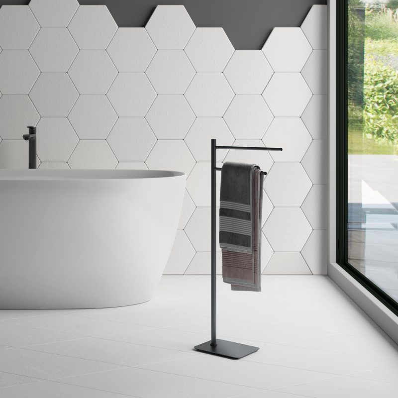 Piantana portasalviette in acciaio inox nero matt Gedy Artù Accessori bagno