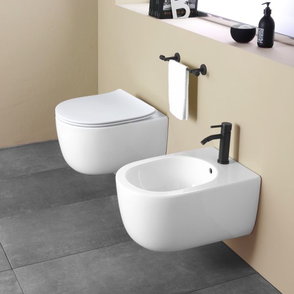 Sanitari Bidet e Vaso WC sospesi rimless scarico vortice coprivaso softclose Fila Sanitari Bagno